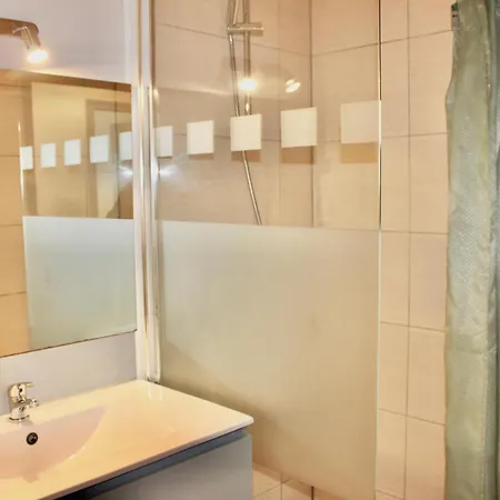 펜션 La Bullote - - Paris Roissy Cdg Villeneuve-sous-Dammartin